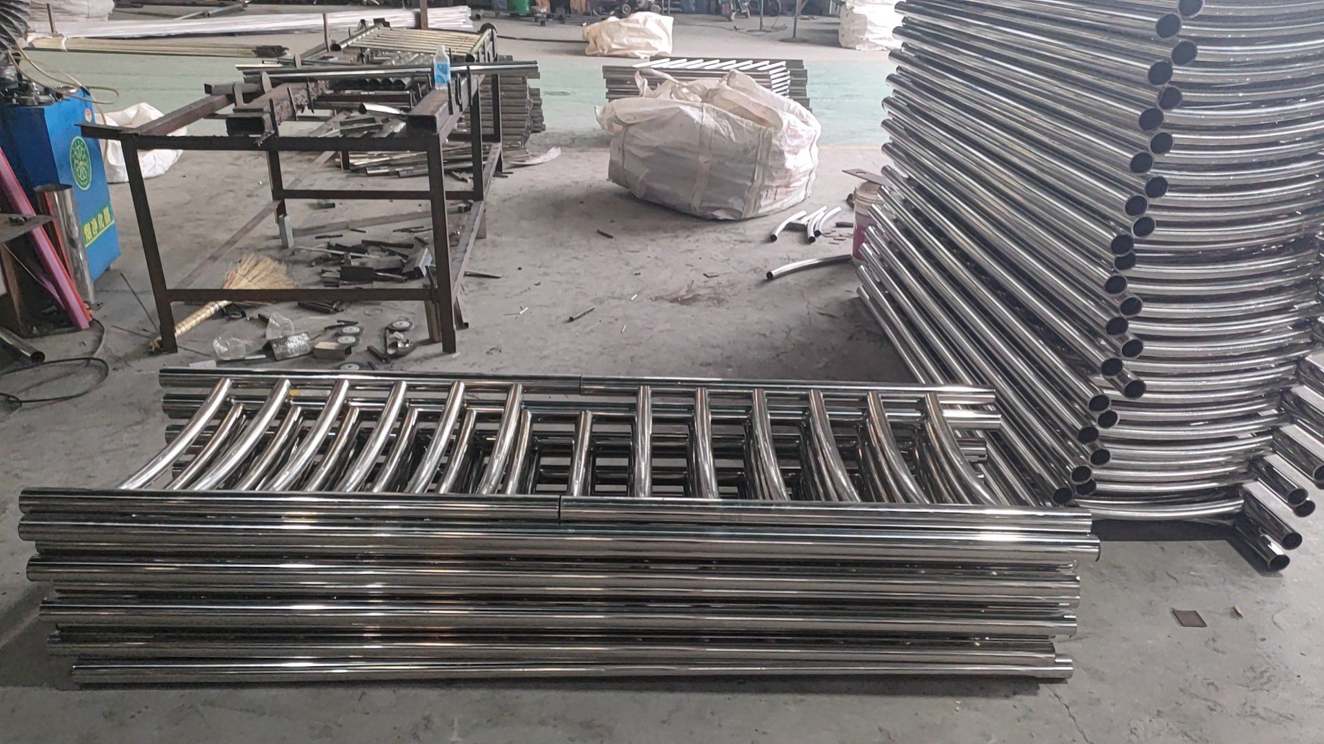 不銹鋼復(fù)合管護欄